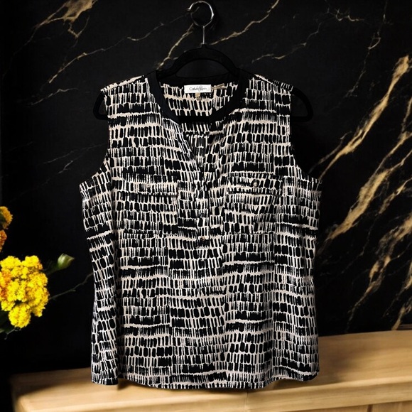 Calvin Klein Vintage Black & Tan Print Sleeveless Top - Picture 8 of 16